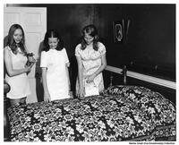 1971 Queen Mermaids 