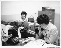1020099 Barbara Smith & Joyce Gummerson 1969.jpg
