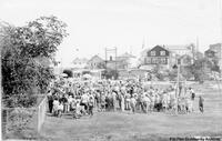 Crowd at Jubiee Park, - No other information