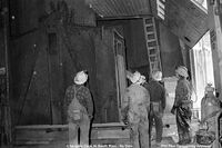 Changing The Cage At South Main Shaft