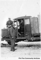 Linn Tractor and Operators
