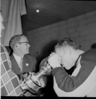 1957