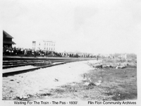 Watinng For the Train At The Pas 1930