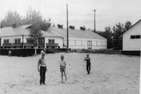 Gord Bryson and friends at the beach