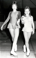 '(L-R) Dorothy Willis, Lana Kelbert