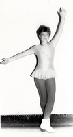 Young lady skater posing.