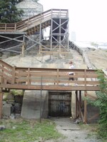 Drift (Tunnel) Under the 100 Steps ,