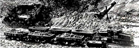 Marion 4160 , Electric Locos and ore cars in the open pit