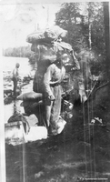 Note the whole load carried on the "Tump Line"