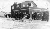 1932 Dog Race ...................