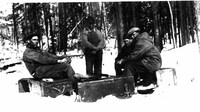 A break on the trail, note the individual grub boxes